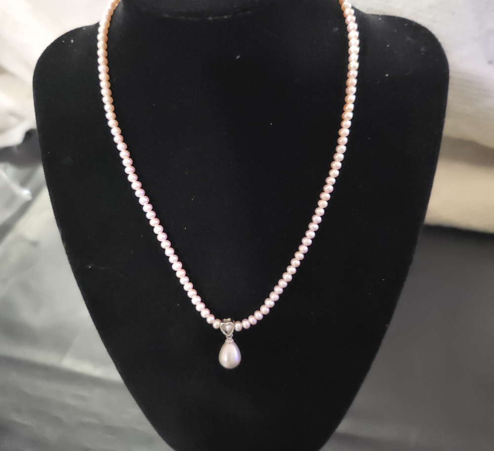 Pink Pearl Drop Necklace - Unbranded Elegant Pearl Jewelry